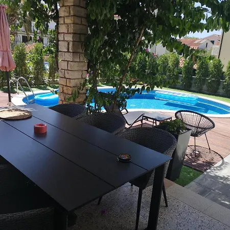 Luxury With A Swimming Pool - 21960 Vodice