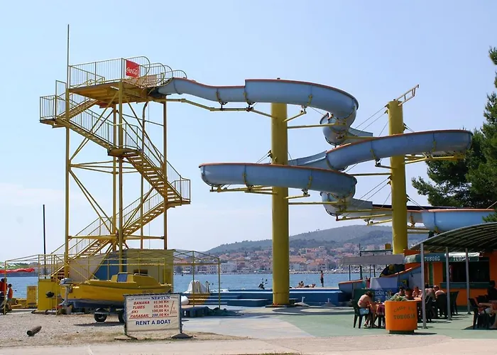 Luxury With A Swimming Pool - 21960 *